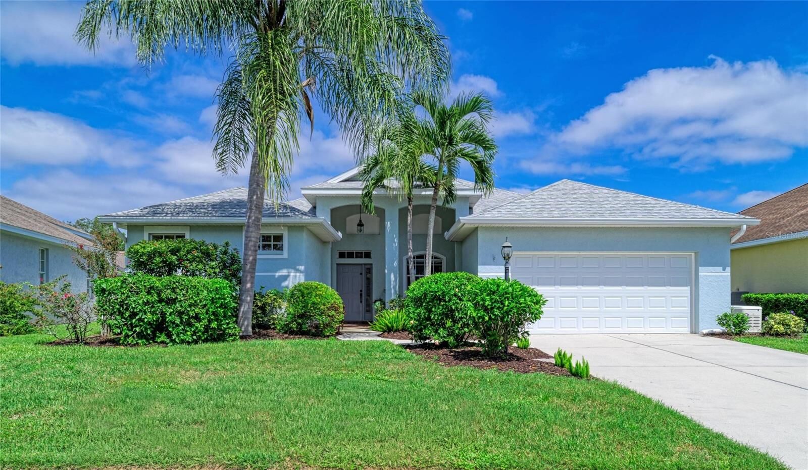 Property Photo:  12105 Beeflower Drive  FL 34202 