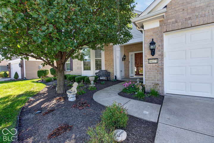 Property Photo: 16171 Oakford Trail IN 46037