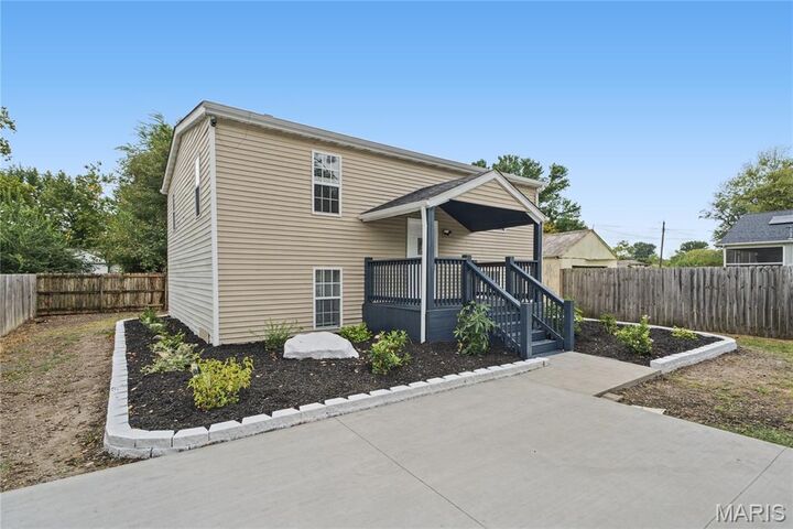 Property Photo: 2548 Hemlock Avenue IL 62040
