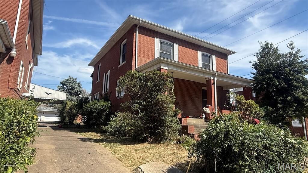 Property Photo: 820 Themis Street MO 63701