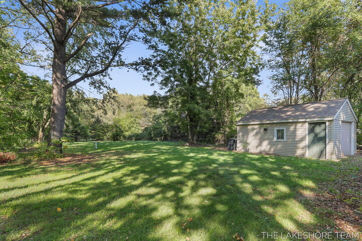 Property Photo:  1677 W Lakewood Boulevard  MI 49424 