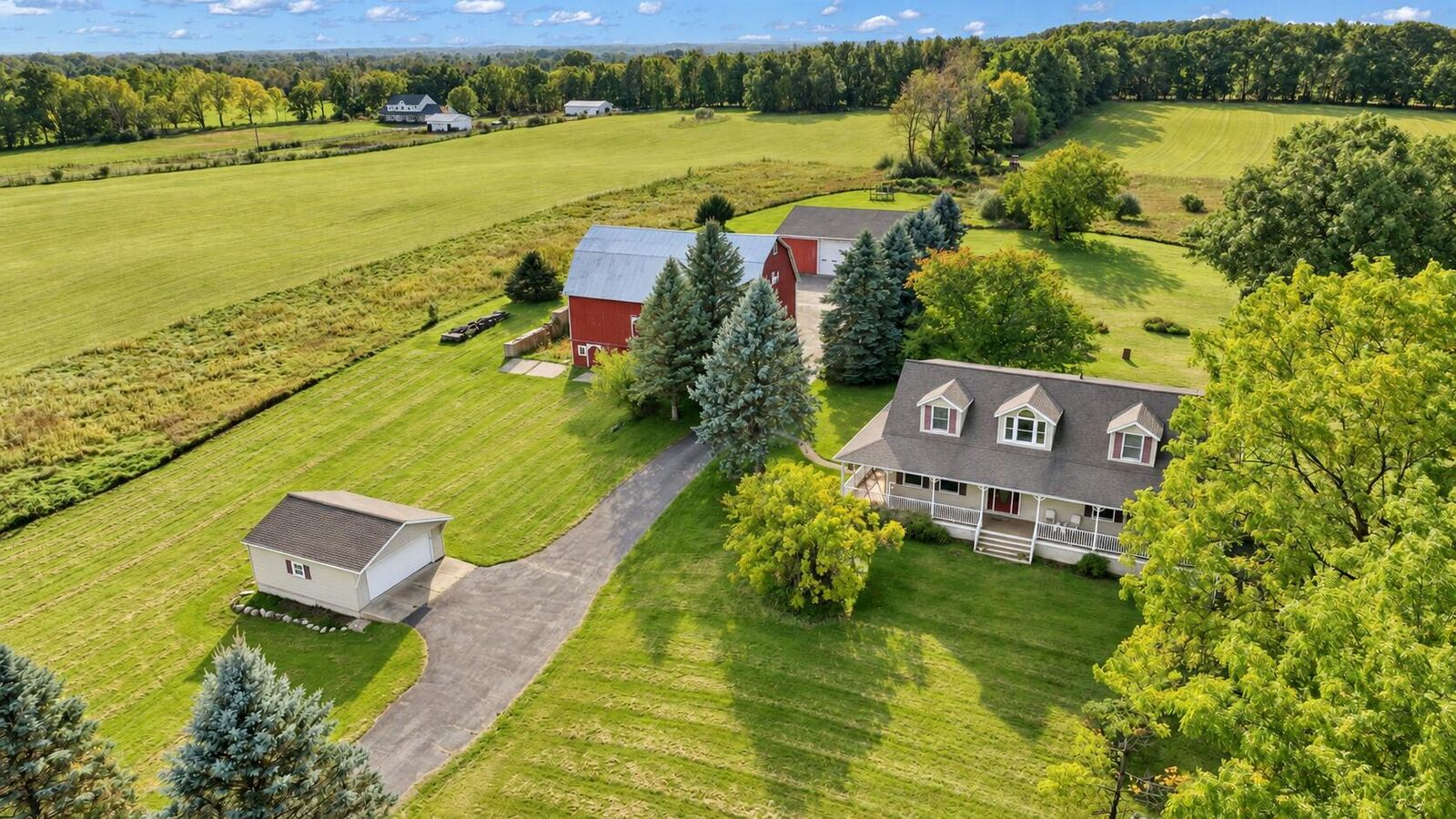 Property Photo:  4260 Sylvan Road  MI 49240 
