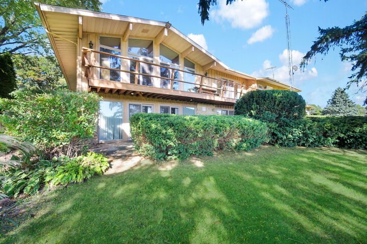 Property Photo:  11375 James Court  IL 60135 