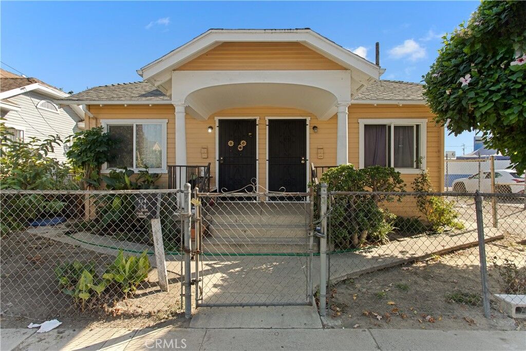 Property Photo: 114 E Gage Avenue CA 90003