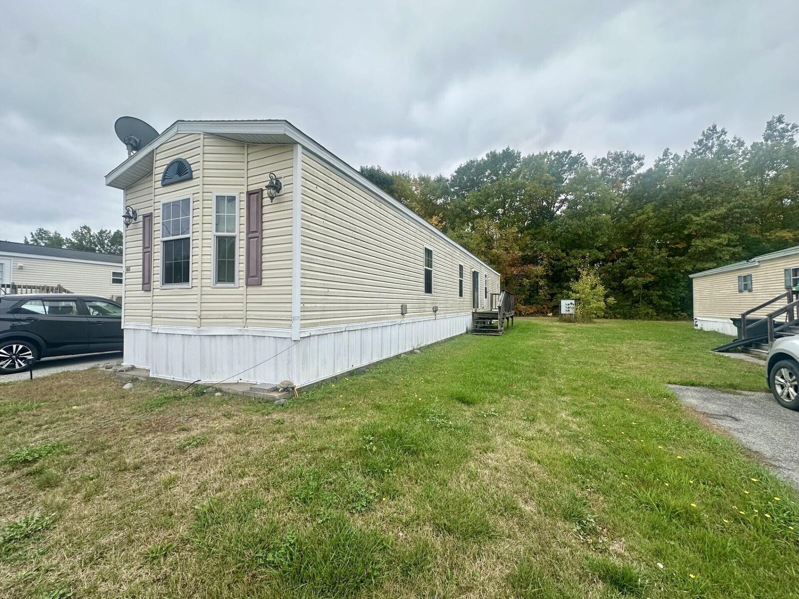 Property Photo:  308 Cedar Falls Park  ME 04401 