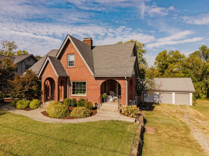 Property Photo:  3903 Baxter Ave  TN 37216 