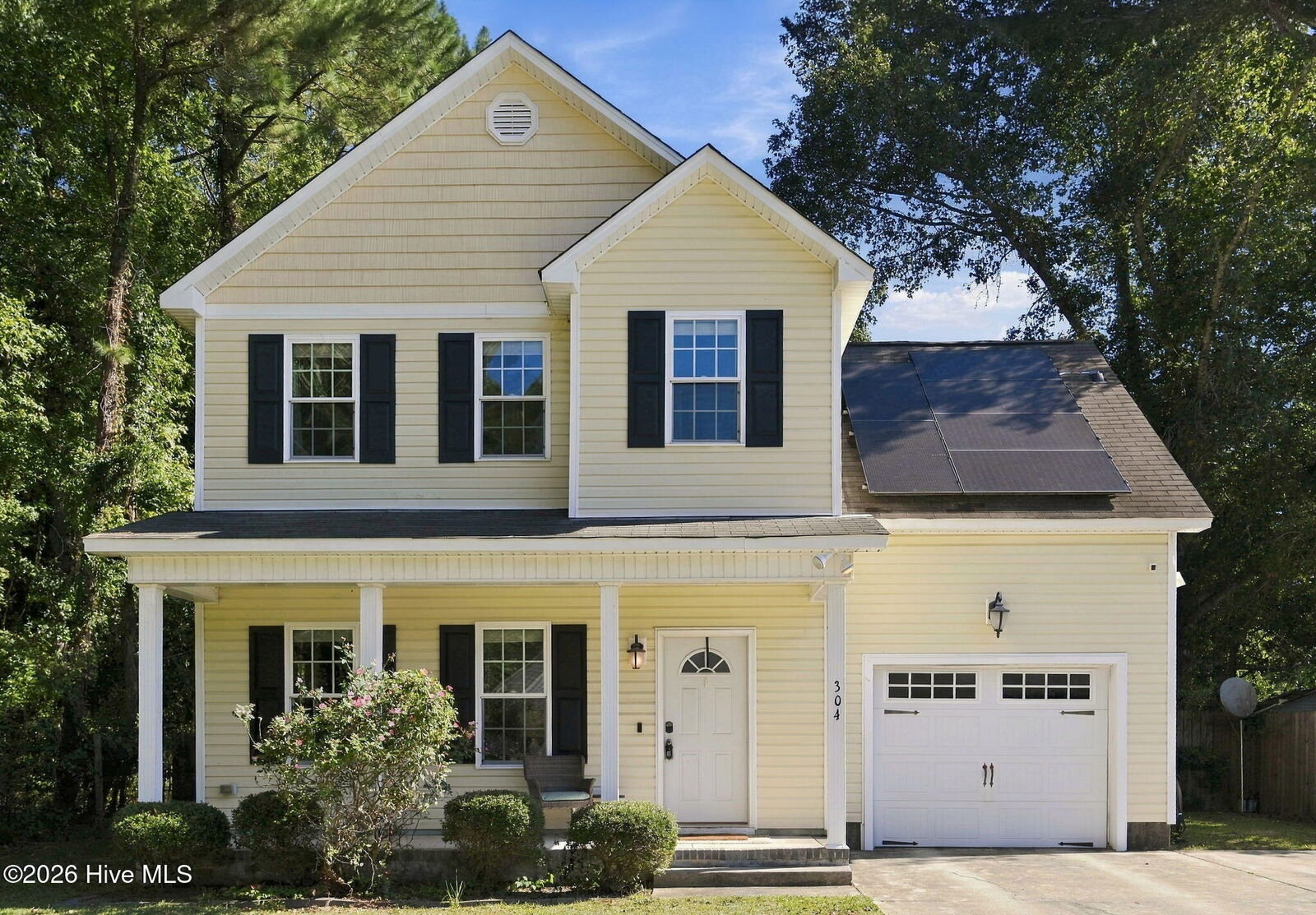 Property Photo:  304 Raintree Circle  NC 28540 