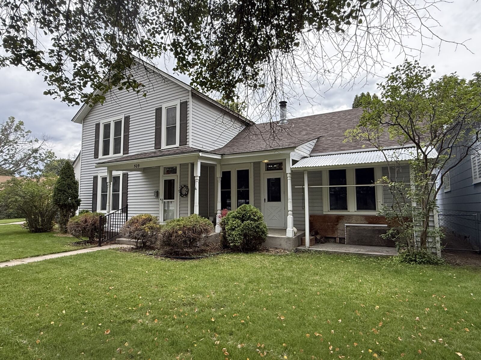 Property Photo: 509 S 3rd Street MT 59840