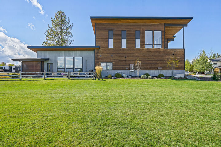 Property Photo:  751 Cottonwood Court  MT 59937 