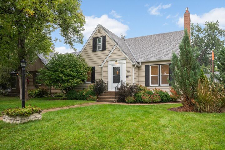 Property Photo:  4150 Abbott Avenue N  MN 55422 