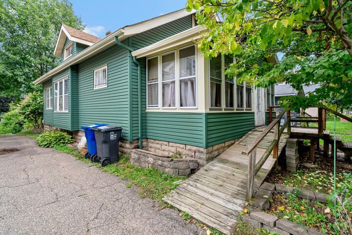 Property Photo: 337 Winona Street W MN 55107