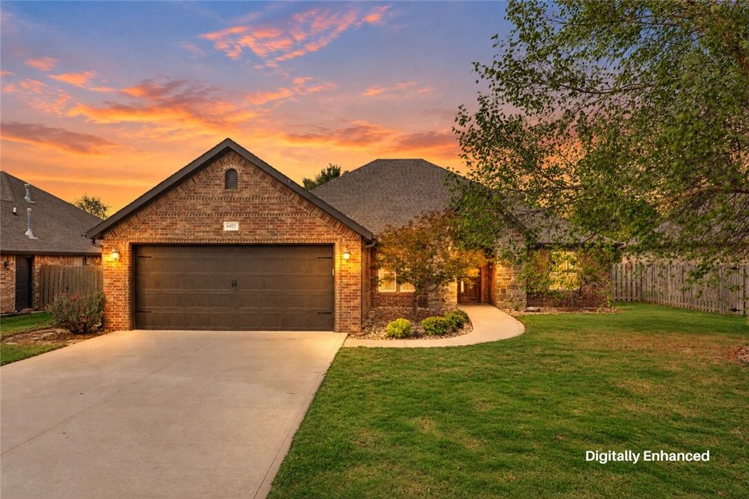 Property Photo: 4405 W Canopy Meadows Drive AR 72758
