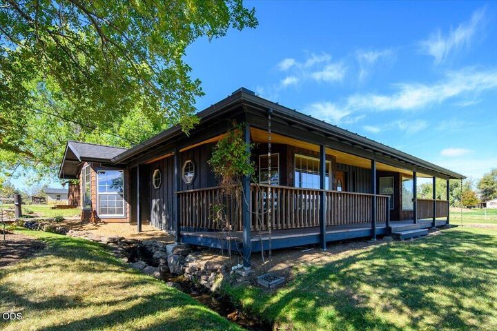Property Photo:  2097 NW Helmholtz Way  OR 97756 