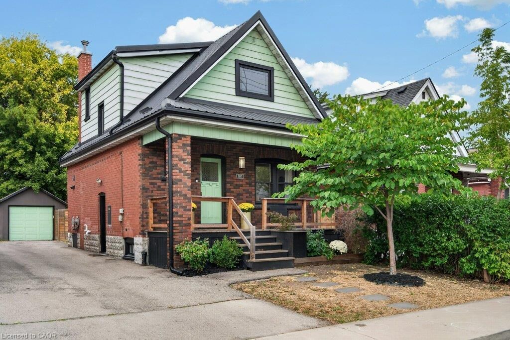 Property Photo:  101 Cope Street  ON L8H 5B1 