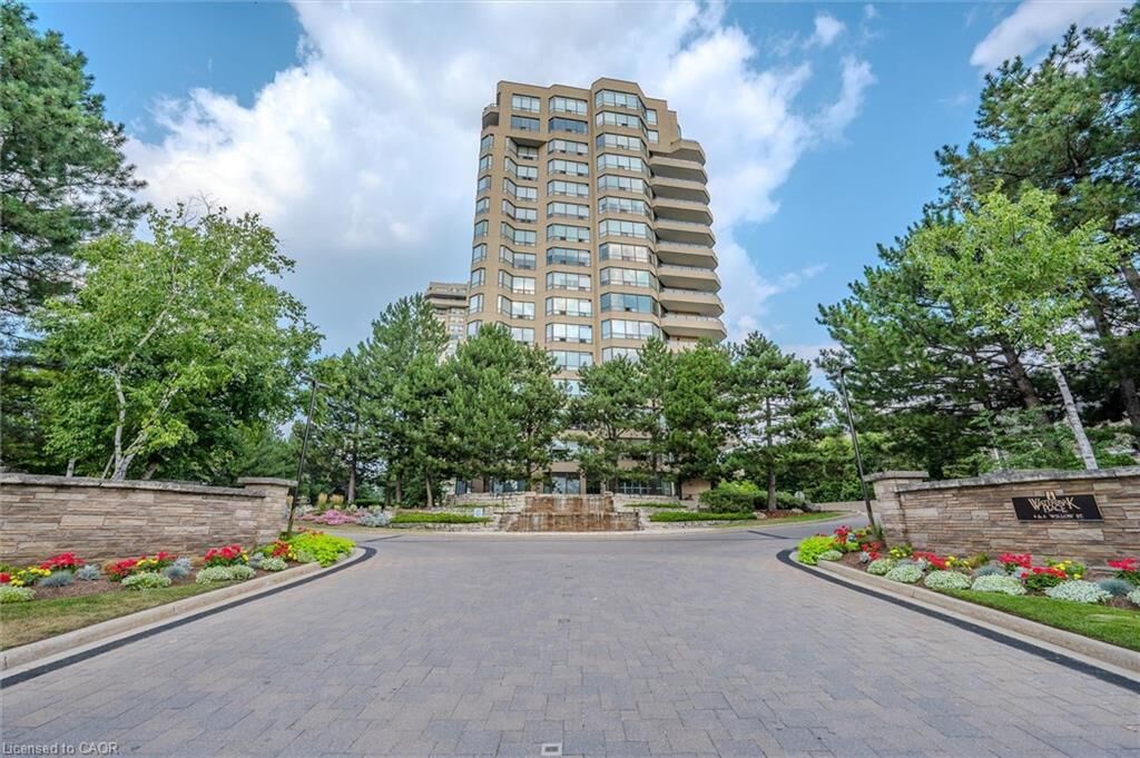 Property Photo:  6 Willow Street 602  ON N2J 4S3 