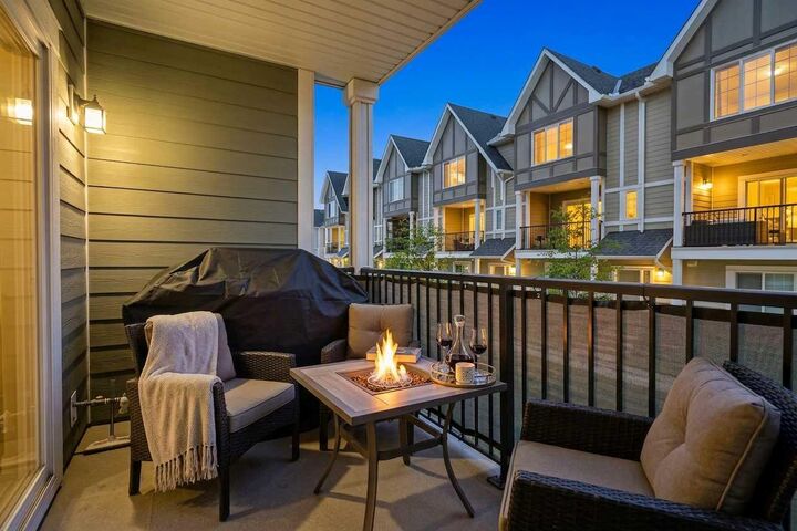Property Photo:  412 Nolanlake Villas NW  AB T3R 0Z7 