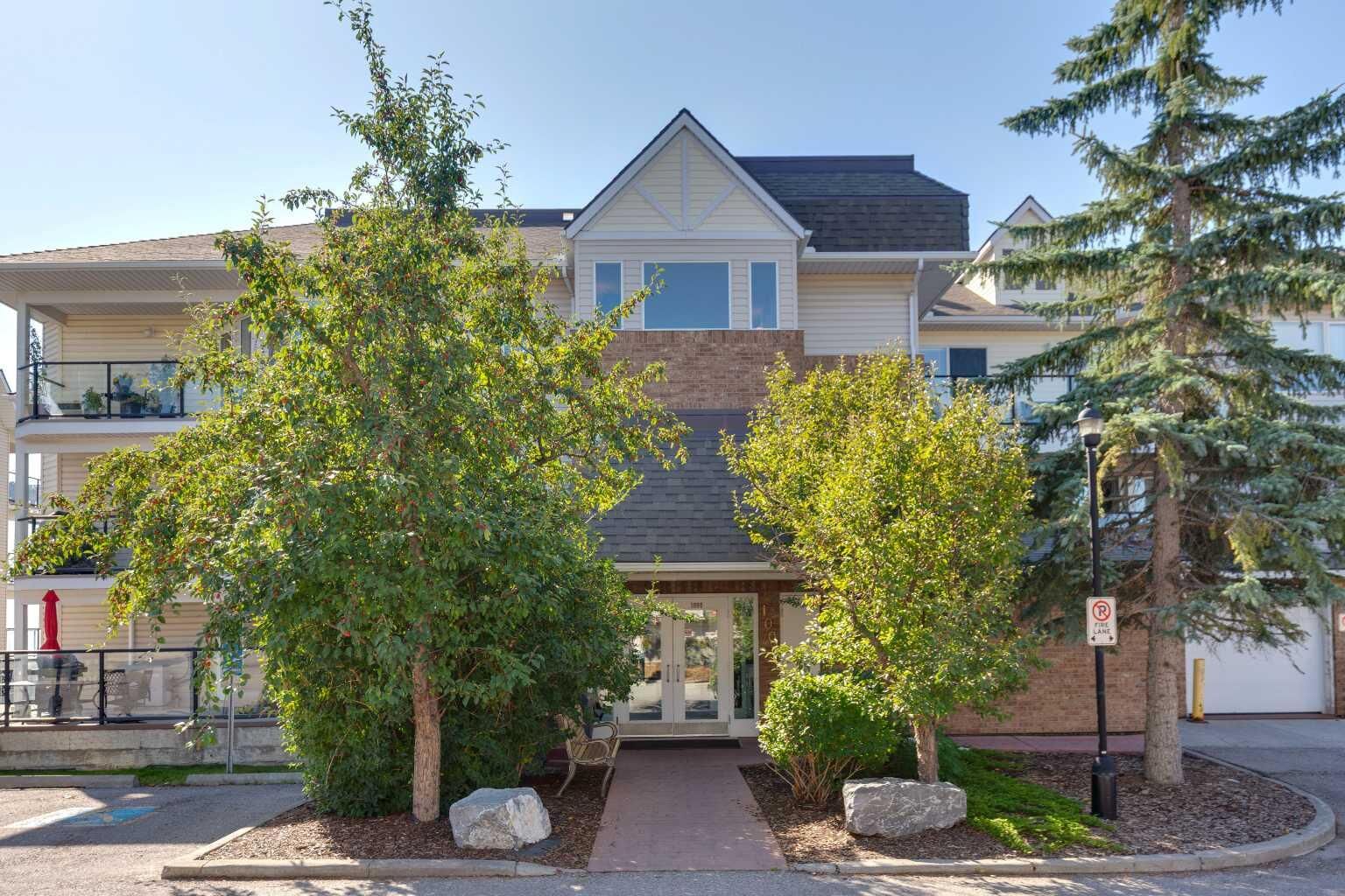Property Photo: 950 Arbour Lake Road NW 1107 AB T3G 5B3