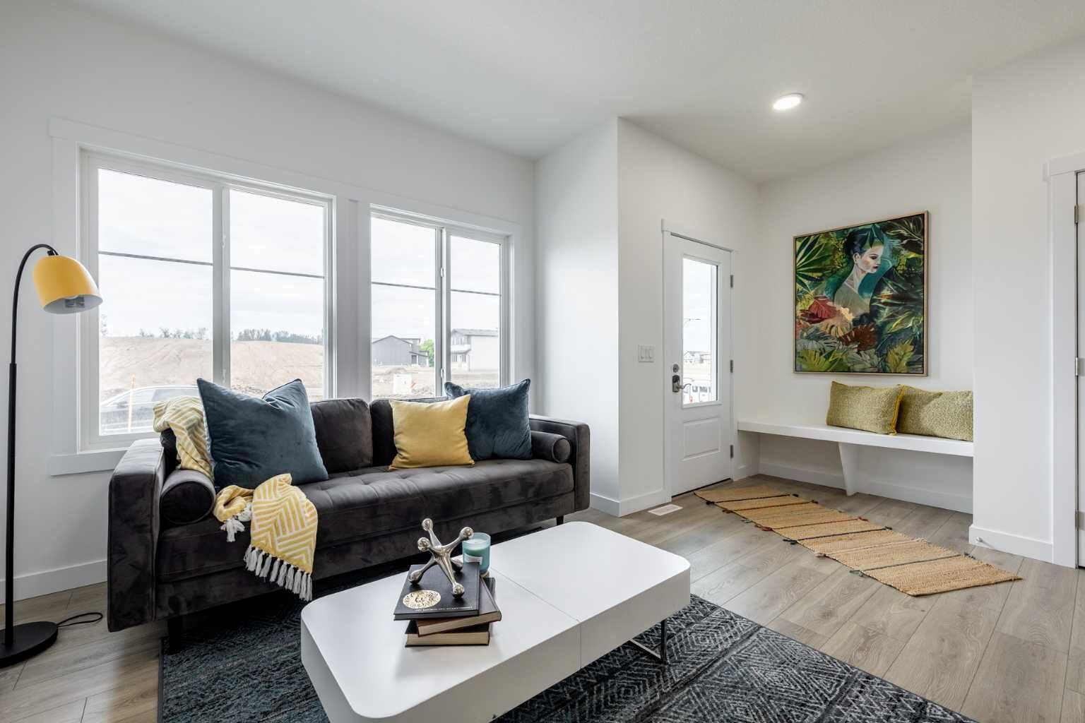 Property Photo:  729 Clearview Green  AB T2P 2G7 