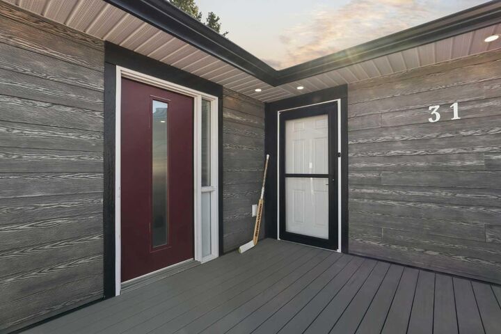 Property Photo:  1410 43 Street S 31  AB T1K 3S5 