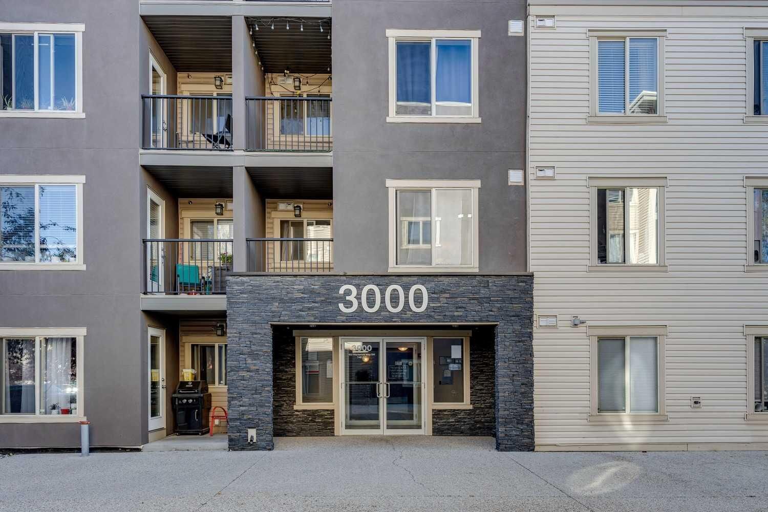 Property Photo:  403 Mackenzie Way SW 3108  AB T4B 3V7 