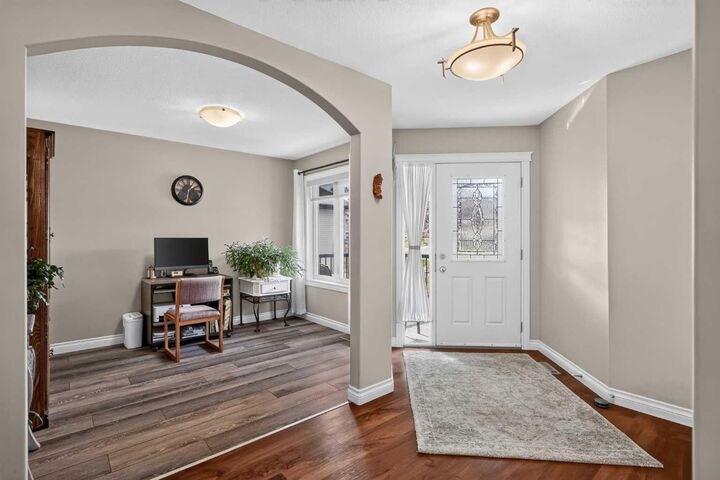 Property Photo:  226 Cimarron Drive  AB T1S 0A8 