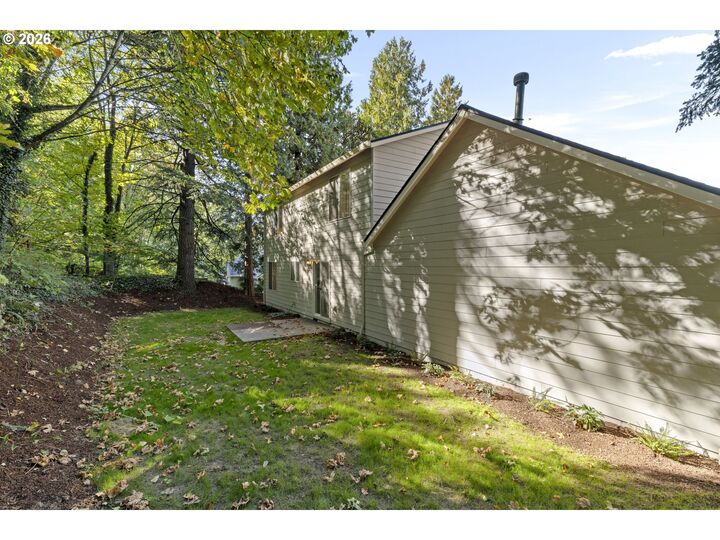 Property Photo: 224 SW 4th St OR 97060