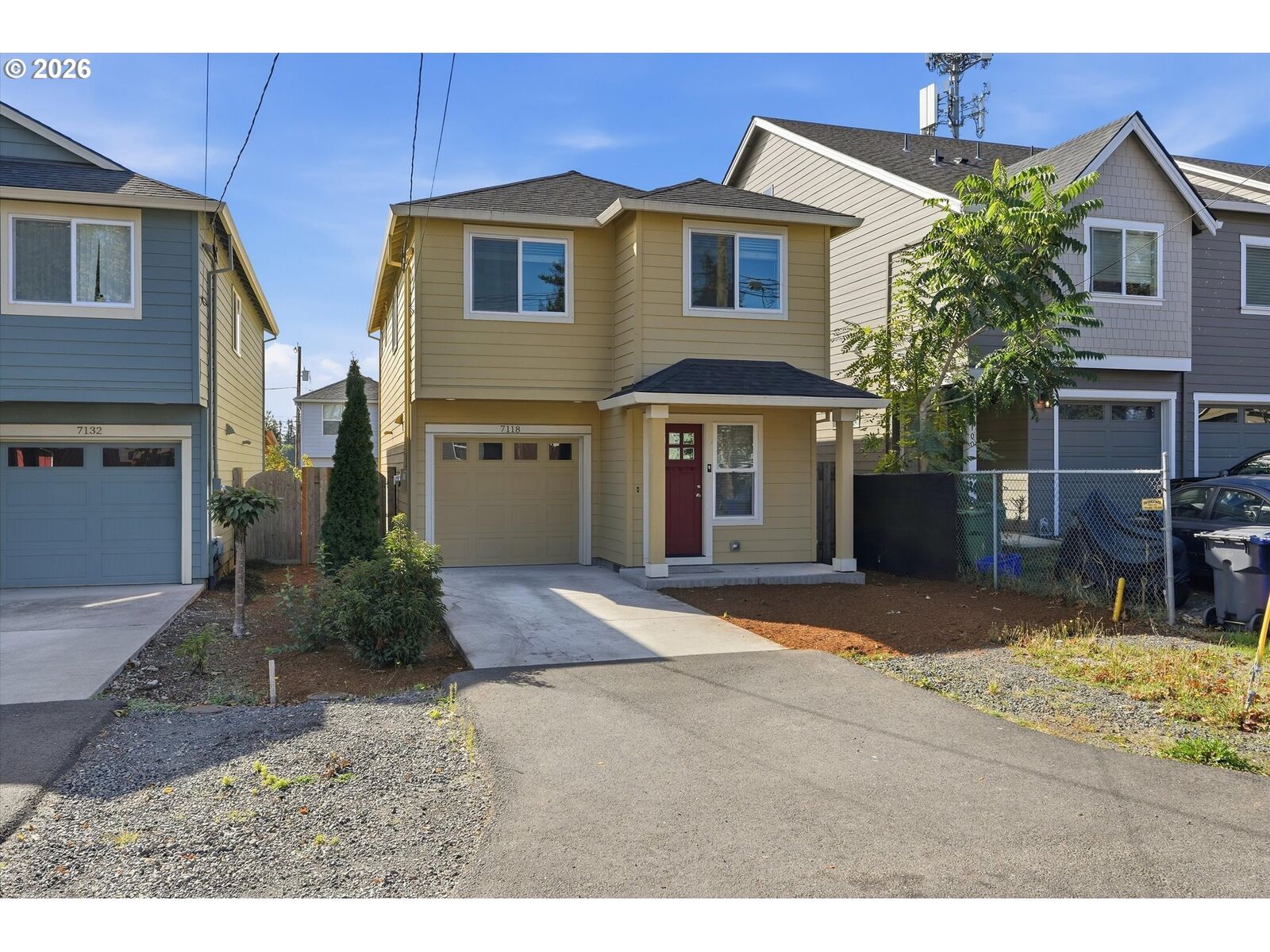 Property Photo: 7118 SE Fern Ave OR 97206
