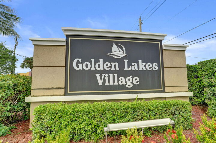 Property Photo: 130 Lake Meryl Drive FL 33411