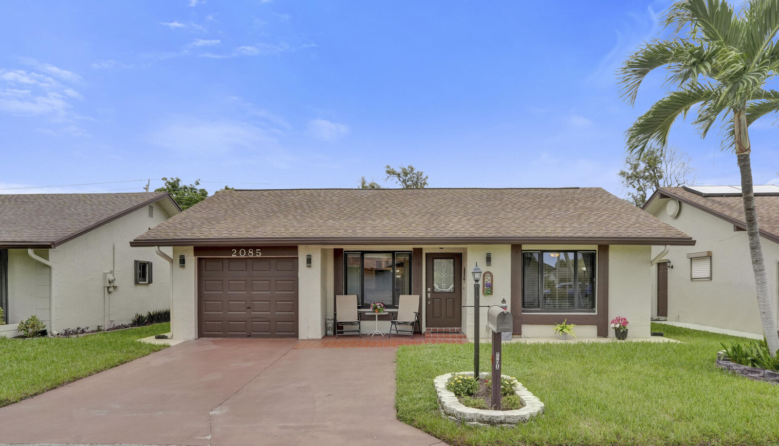 Property Photo:  2085 SW 15th Place  FL 33442 