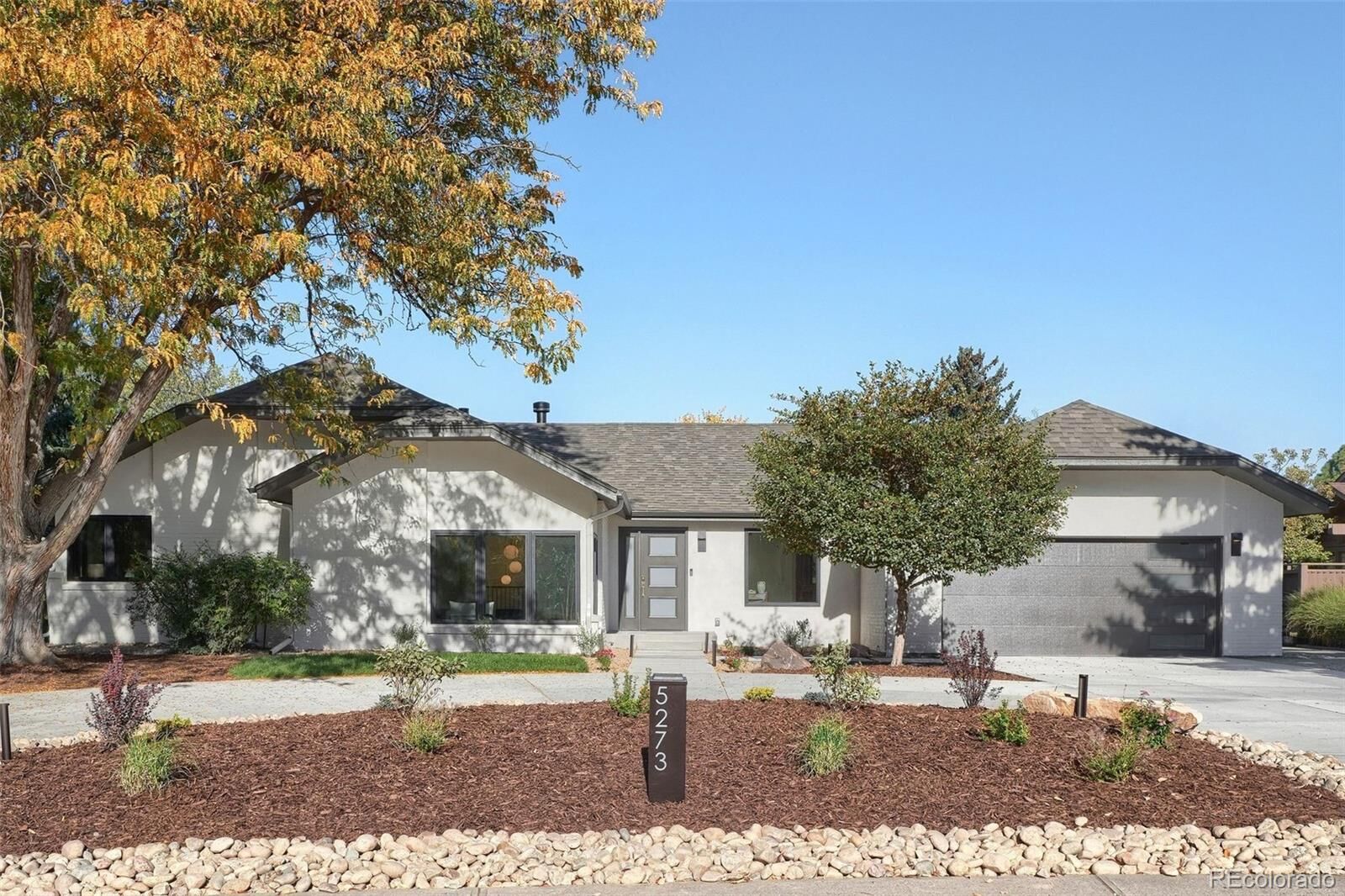 Property Photo:  5273 Idylwild Trail  CO 80301 