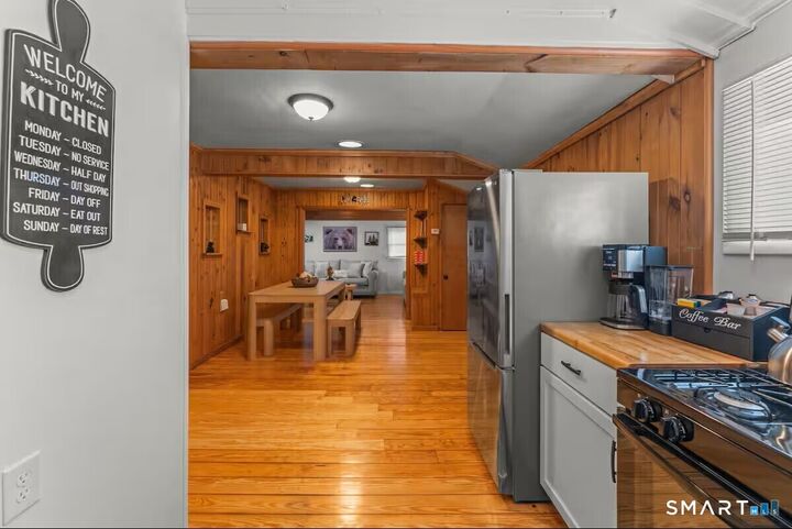 Property Photo:  29 Shore Drive  CT 06351 