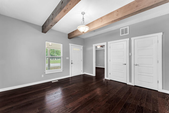 Property Photo: 1033 N Fremont Avenue MO 65802