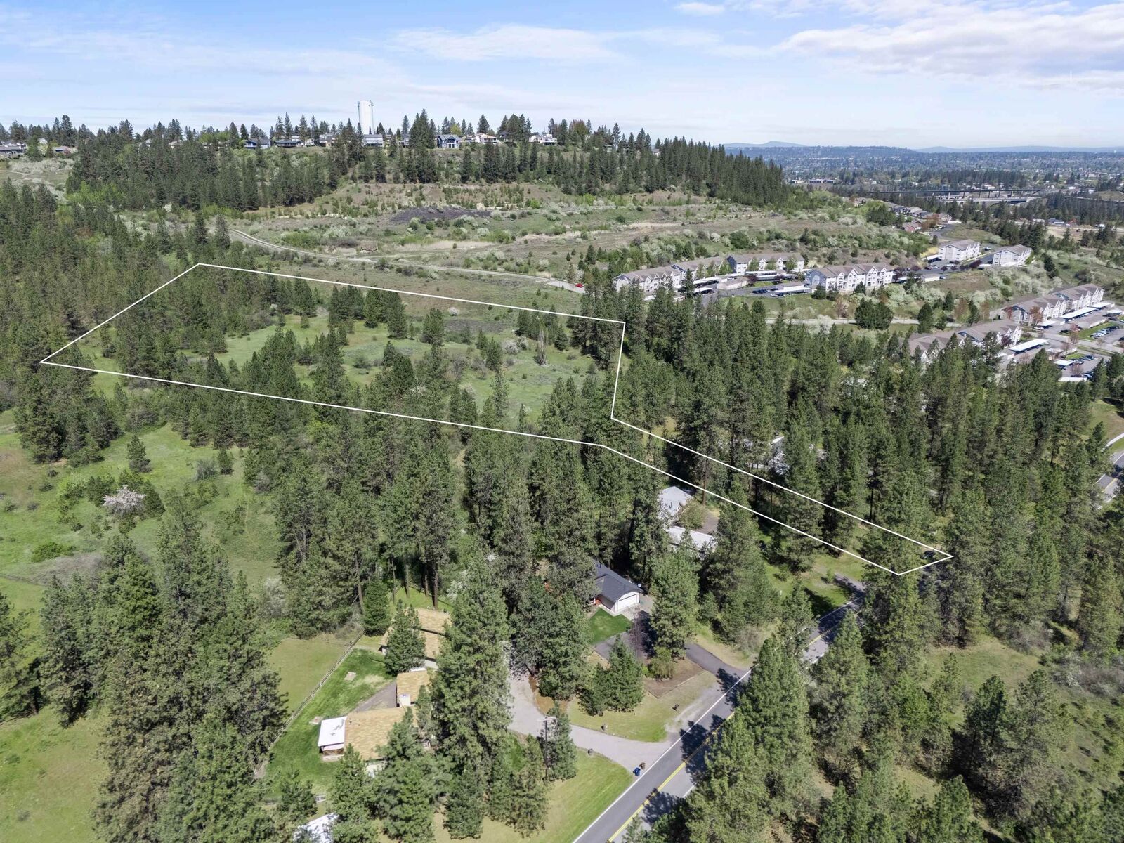Property Photo: 2710 &Amp 2510 S Thorpe Rd WA 99224