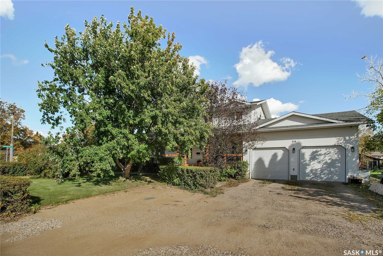 Property Photo: 134 1st Street SK S0K 1E0