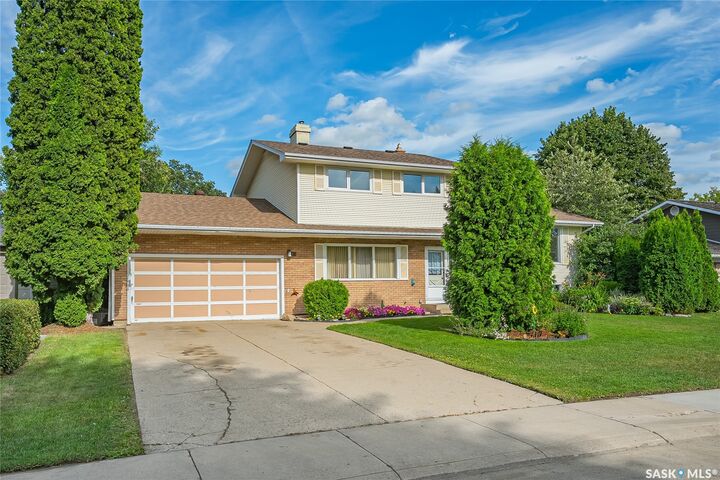 Property Photo:  15 Harvard Crescent  SK S7H 3R2 