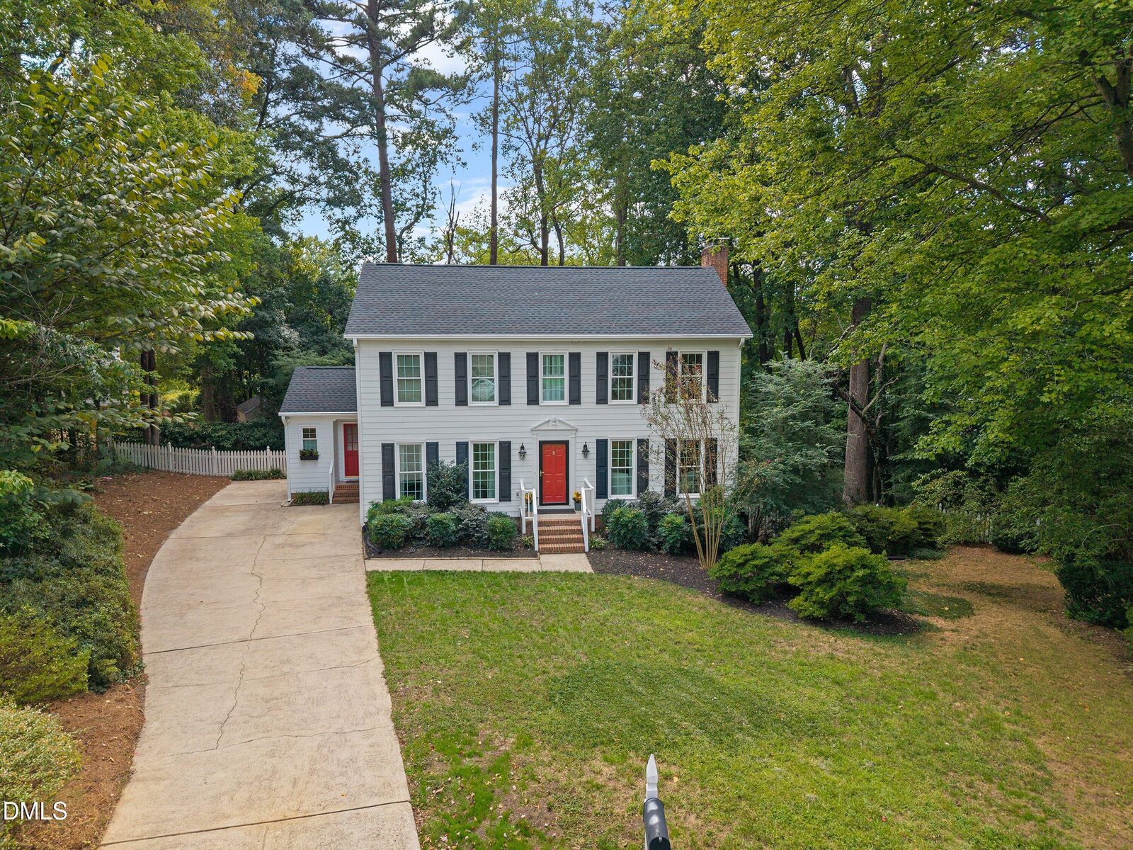 Property Photo: 4401 Densmore Place NC 27612