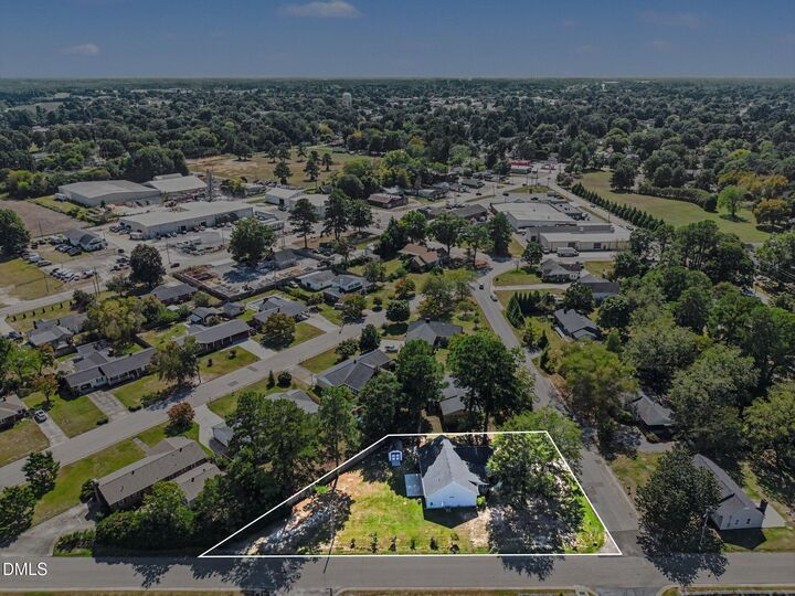 Property Photo: 710 Memorial Avenue NC 28334