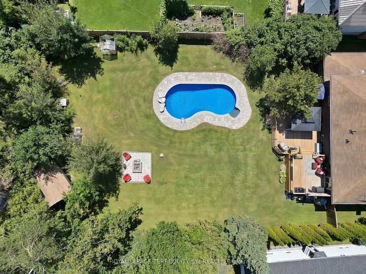 Property Photo: 2249 Willard Avenue ON L9S 2B8