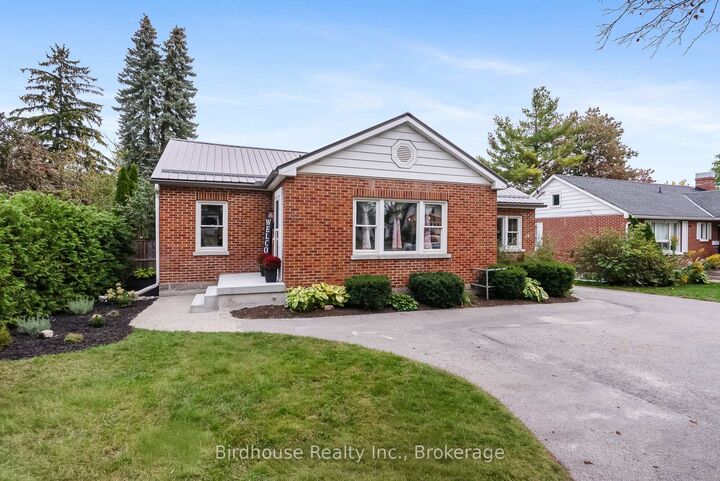 Property Photo:  14 Angeline Street S  ON K9V 3K8 