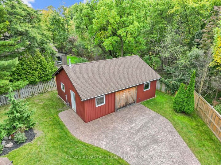 Property Photo:  43 Lynngate Grove  ON N6K 3S7 