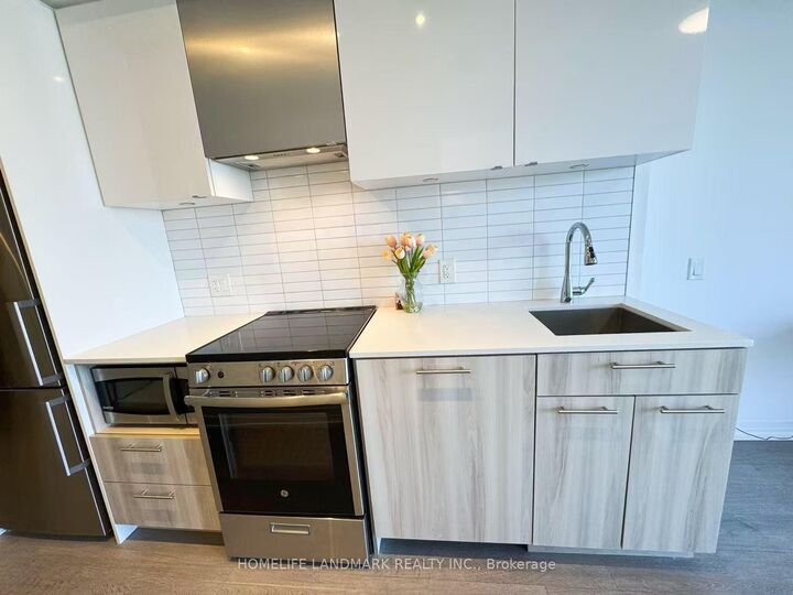 Property Photo:  251 Jarvis Street 1601  ON M5B 0C3 