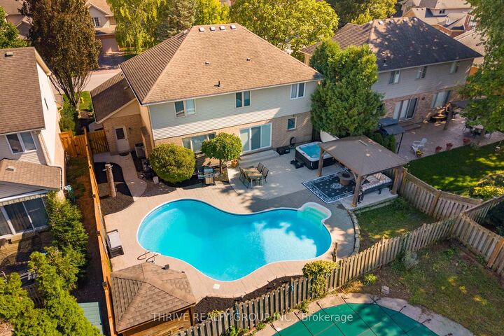 Property Photo: 70 Pinebrook Court ON N5X 4C6