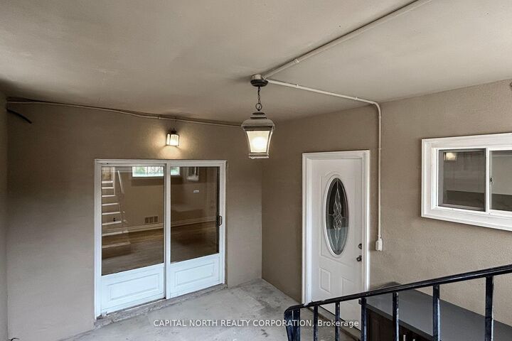 Property Photo:  54 Winchester Lane Basement  ON L4C 6Y7 