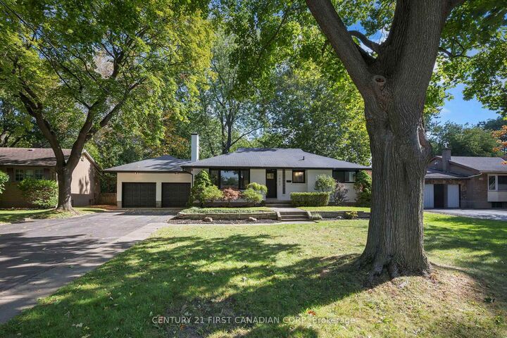 Property Photo: 1492 North Vernon Avenue ON N5X 1N6