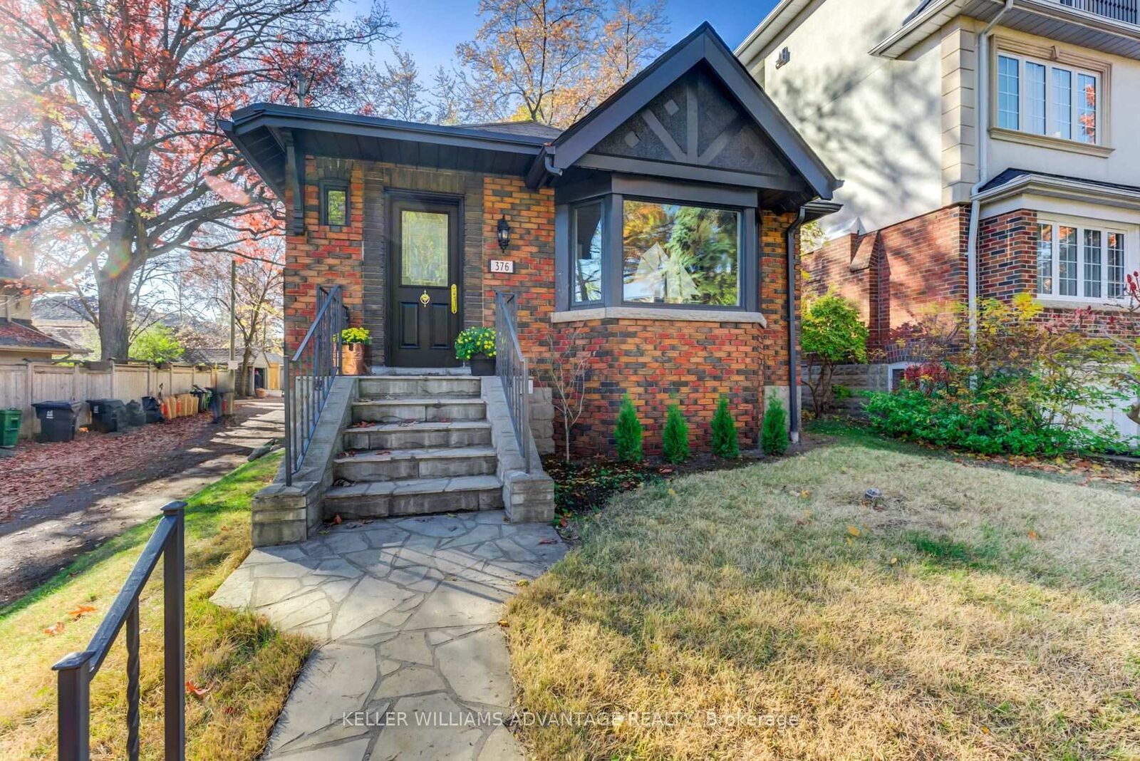 Property Photo:  376 Glen Manor Drive  ON M4E 2X9 