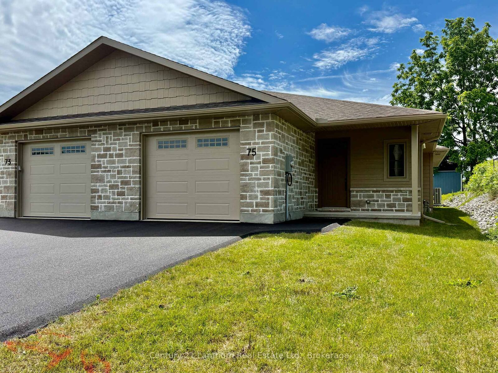 Property Photo:  75 Seymour Street W  ON K0K 2K0 