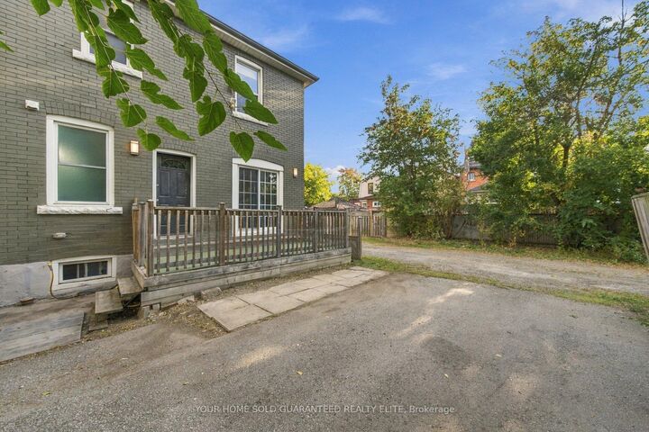 Property Photo:  50 Somerset Avenue  ON L8L 2L5 