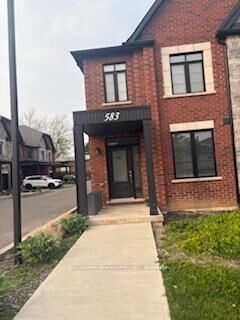 Property Photo:  583 Wedgewood Drive  ON L7L 0J9 