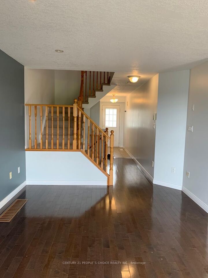 Property Photo:  69 Bloomington Drive  ON N1P 1J5 