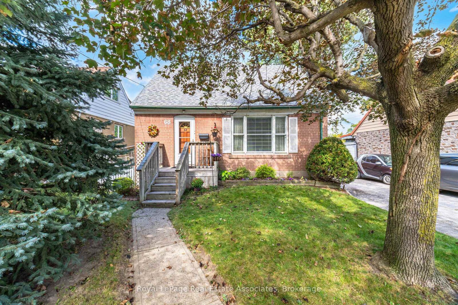 Property Photo: 68 Allenby Avenue ON M9W 1S6